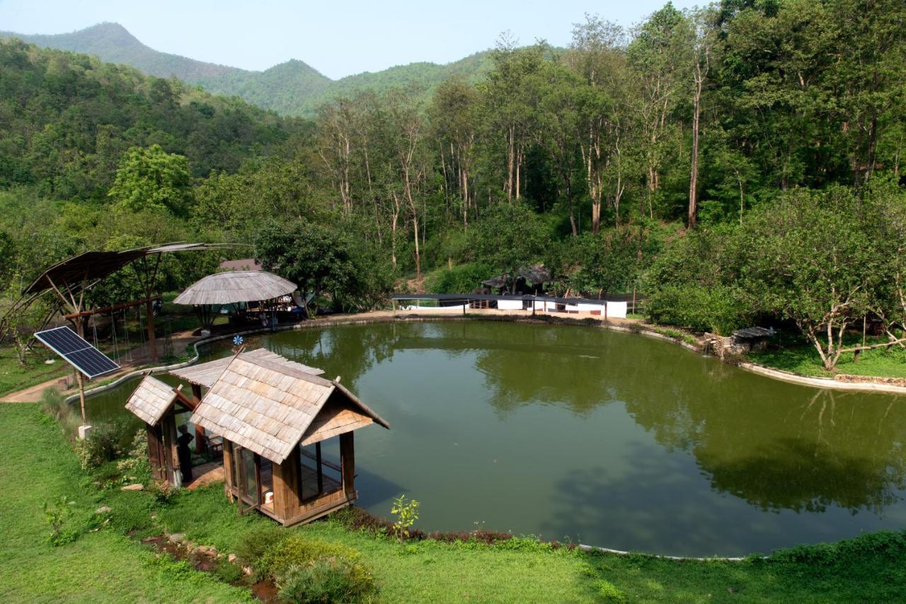 ตะวัน ริเวอร์ไซด์ Hotel แม่วาง ภายนอก รูปภาพ